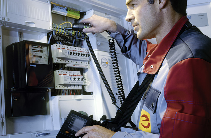 E-Check 2 Messung Sicherheitskasten