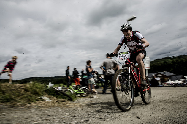 Neue Trikots für die SG Sinn/Hörbach – Geier Starkstromtechnik unterstützt den regionalen Fußball 17 MTB Rennen Geier Starkstromtechnik