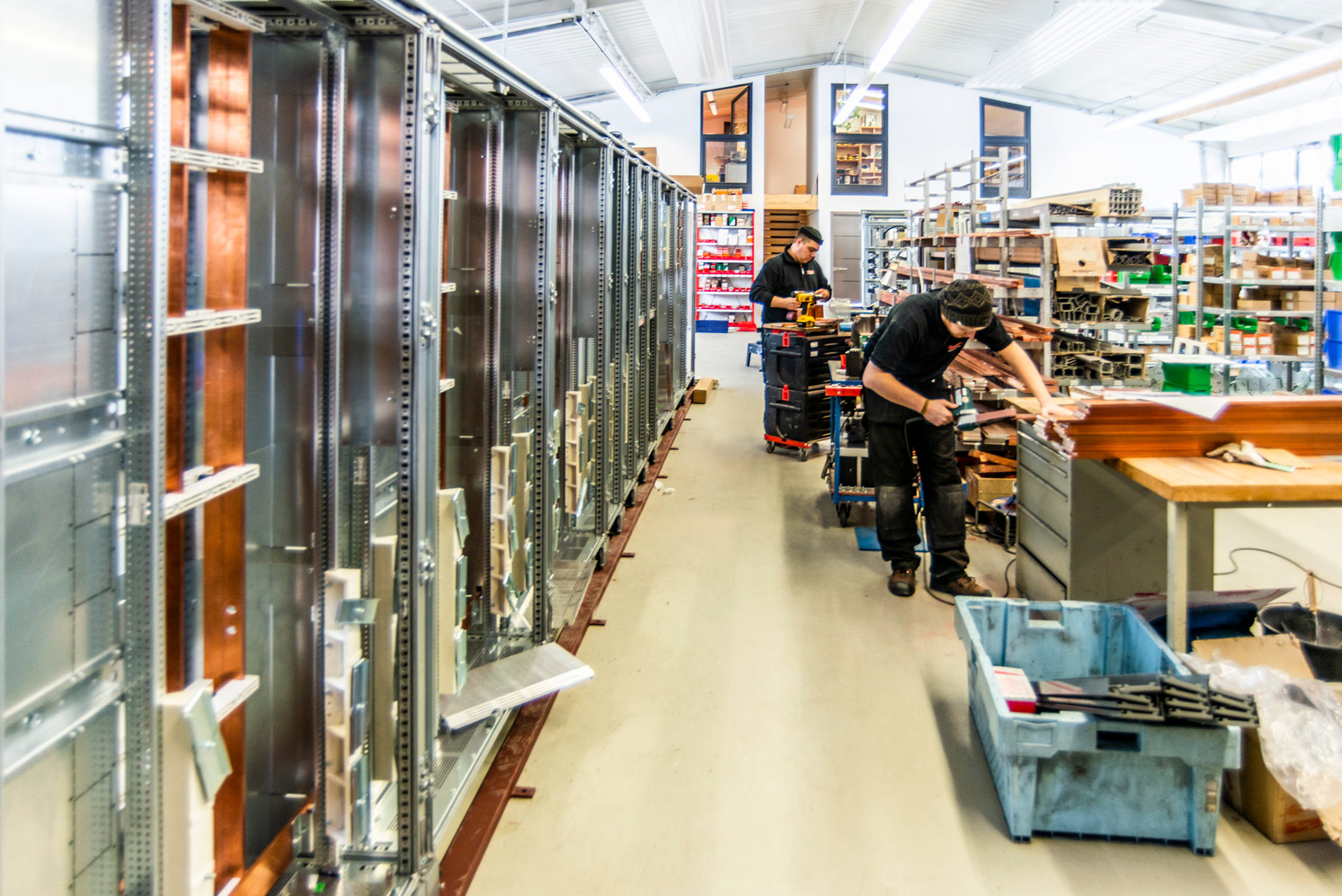 Schaltschrankbau 15 Schaltschrankbau - Schaltanlagen für Starkstromanlagen