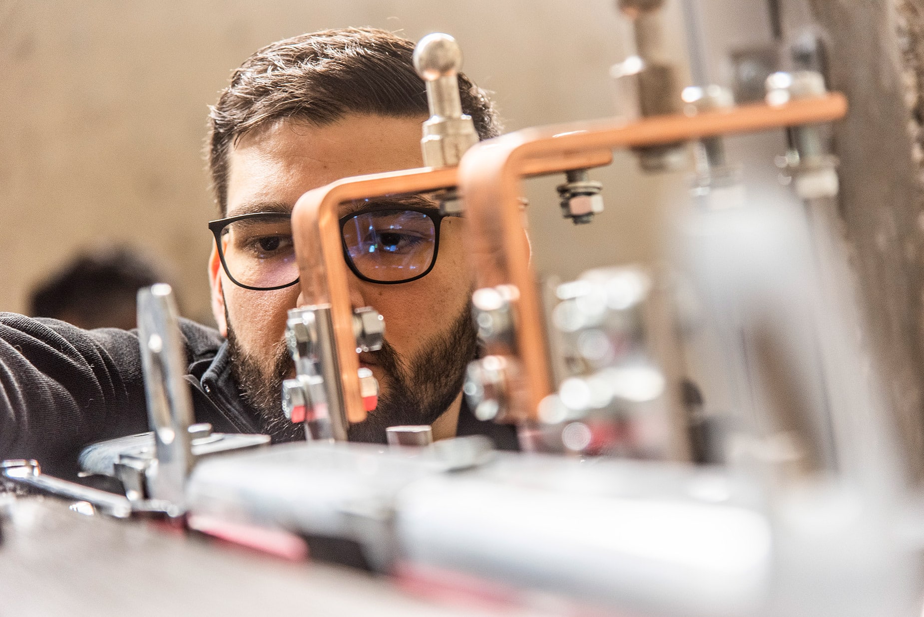 Über Uns 21 Montage Trafo